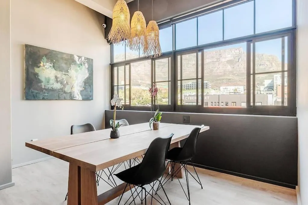 Luxury Tiny Apartment / Co_Living / City Views Cape Town